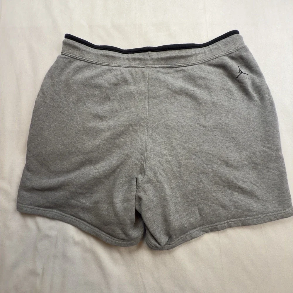 Nike Jordan Jumpman Short Mens XL Gray Black Stripe Fleece Drawstring DJ0186-091